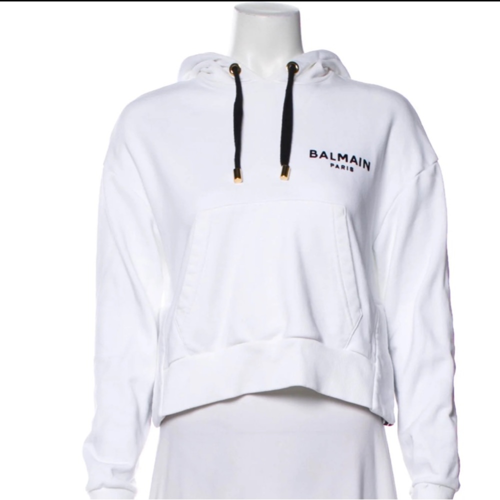 Balmain CrewNeck Long Sleeve Hoodie
White | Size: S